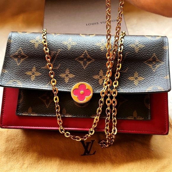 Louis Vuitton Flore Magenta and Brown Crossbody Bag (Limited Edition) - Picture 3 of 12